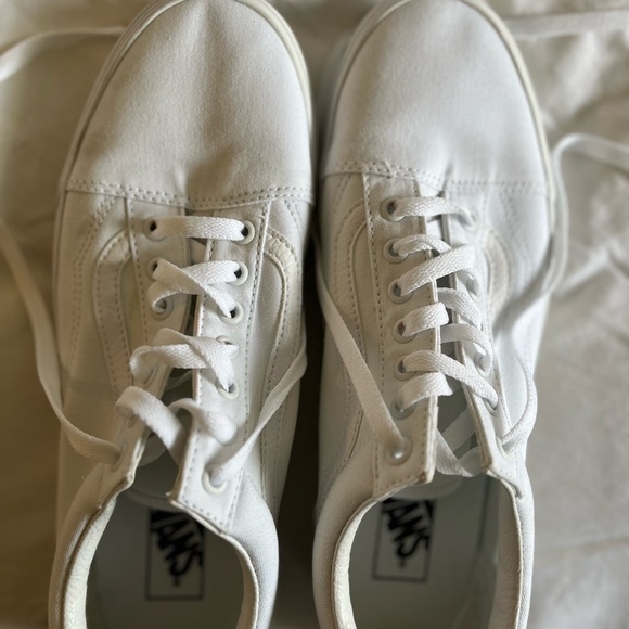 👟EUC Old School Vans in White; Men’s Size 11 - Picture 4 of 13
